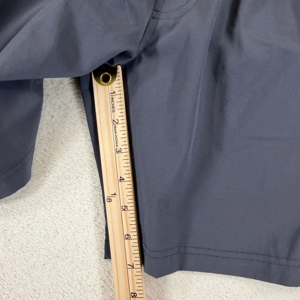 LEG3ND Mens Large Athletic Training Shorts Charcoal Gray Zip Pocket Stretch